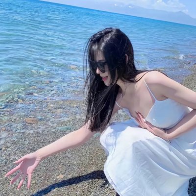 不倒翁的奇幻旅程 海报
